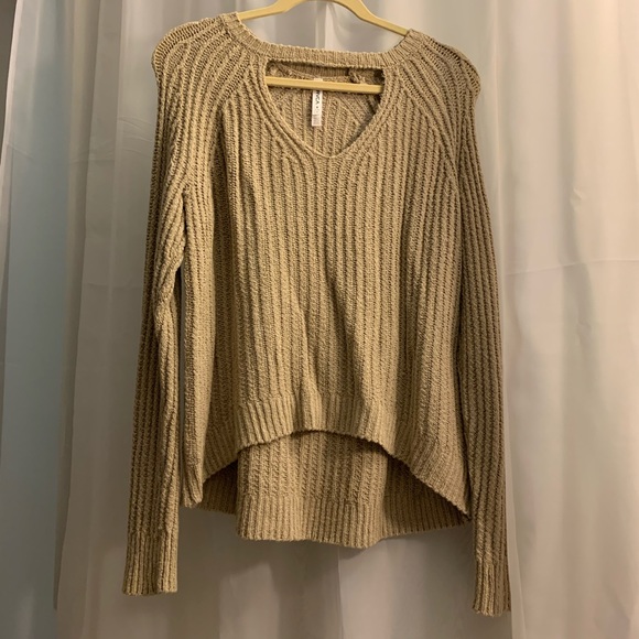 RVCA Sweater - Picture 2 of 4